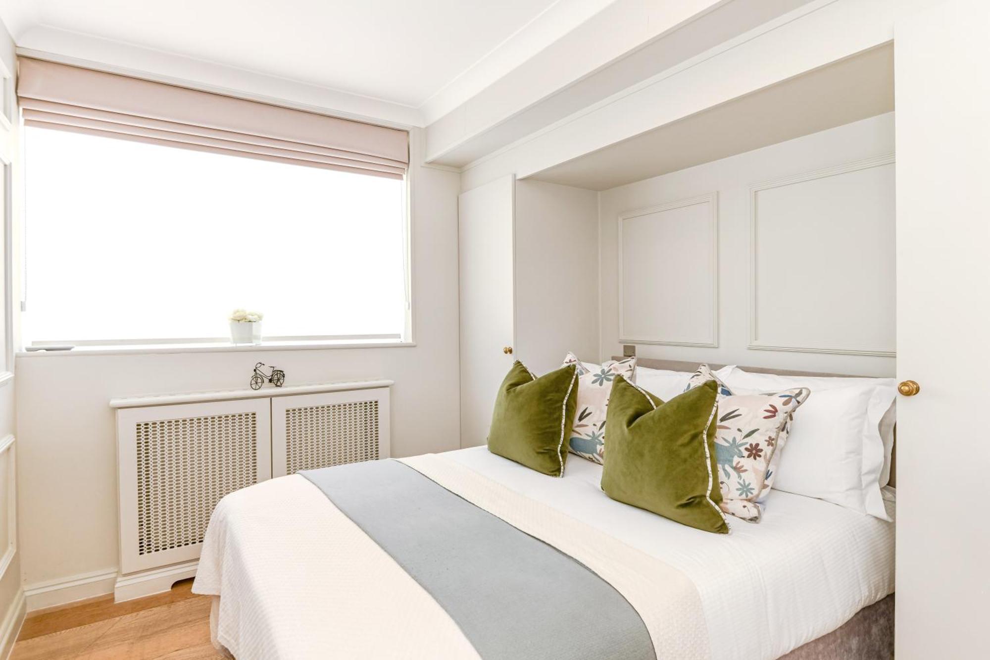Buckingham & Lloyds Aparthotel ลอนดอน ภายนอก รูปภาพ