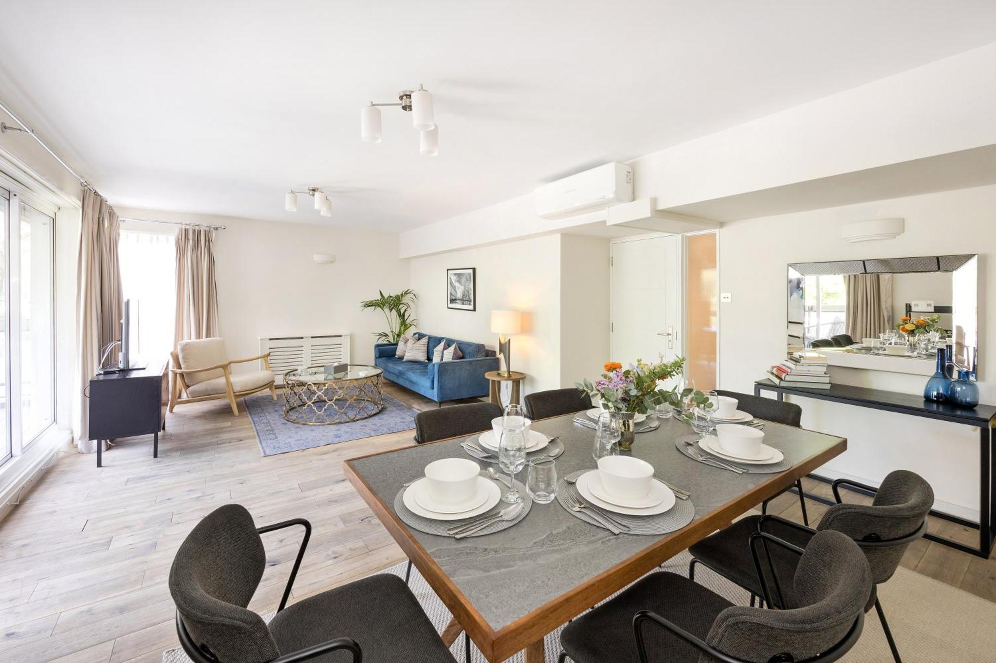 Buckingham & Lloyds Aparthotel ลอนดอน ภายนอก รูปภาพ