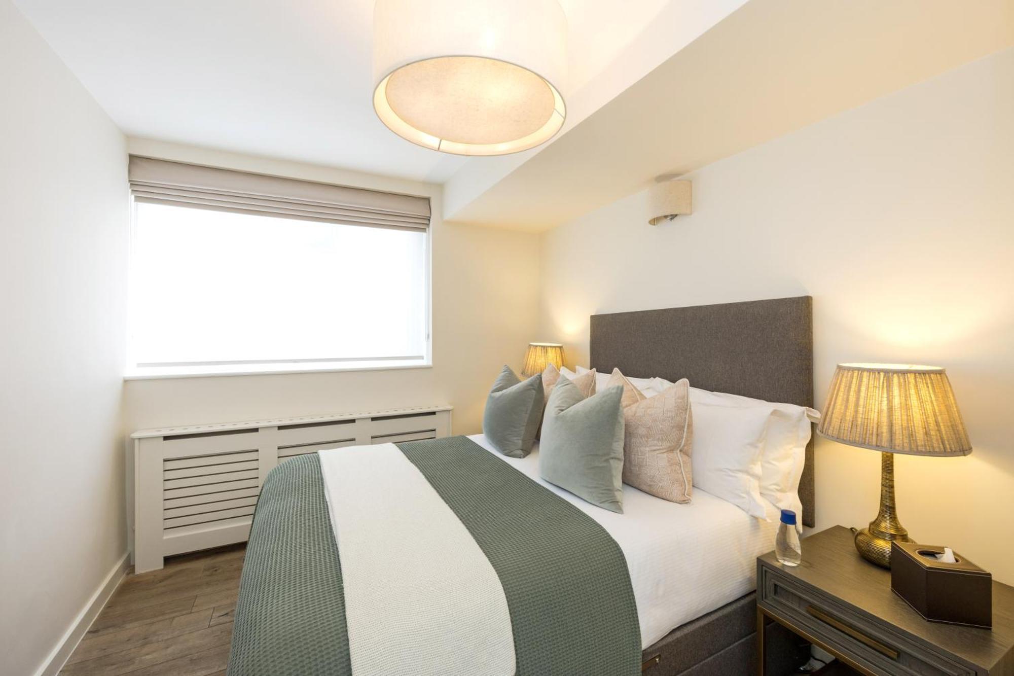 Buckingham & Lloyds Aparthotel ลอนดอน ภายนอก รูปภาพ